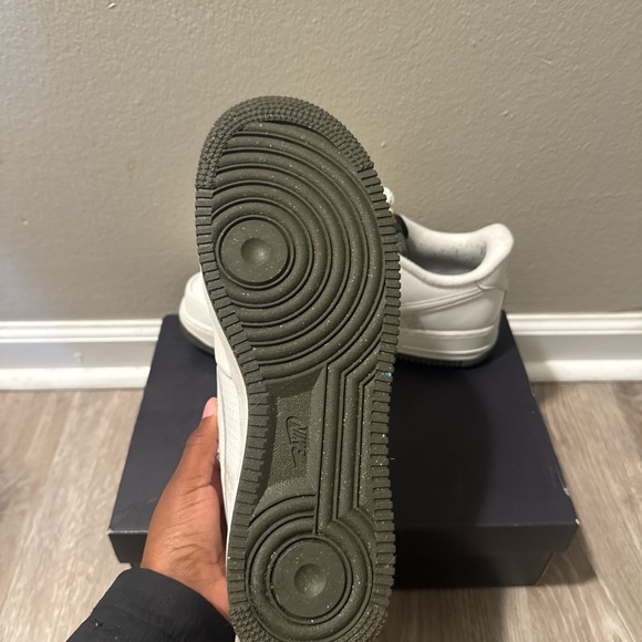 Nike Men's Sneakers - Picture 5 of 7